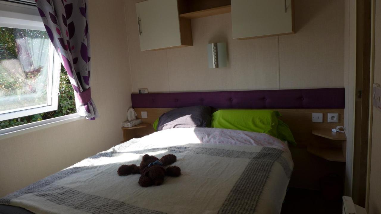 מלון Estang Camping Les Lacs De Courtes מראה חיצוני תמונה