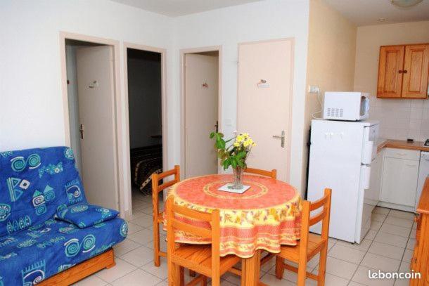 מלון Estang Camping Les Lacs De Courtes מראה חיצוני תמונה