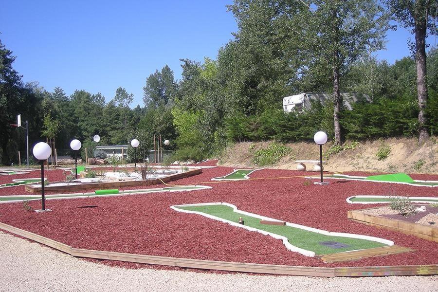 מלון Estang Camping Les Lacs De Courtes מראה חיצוני תמונה